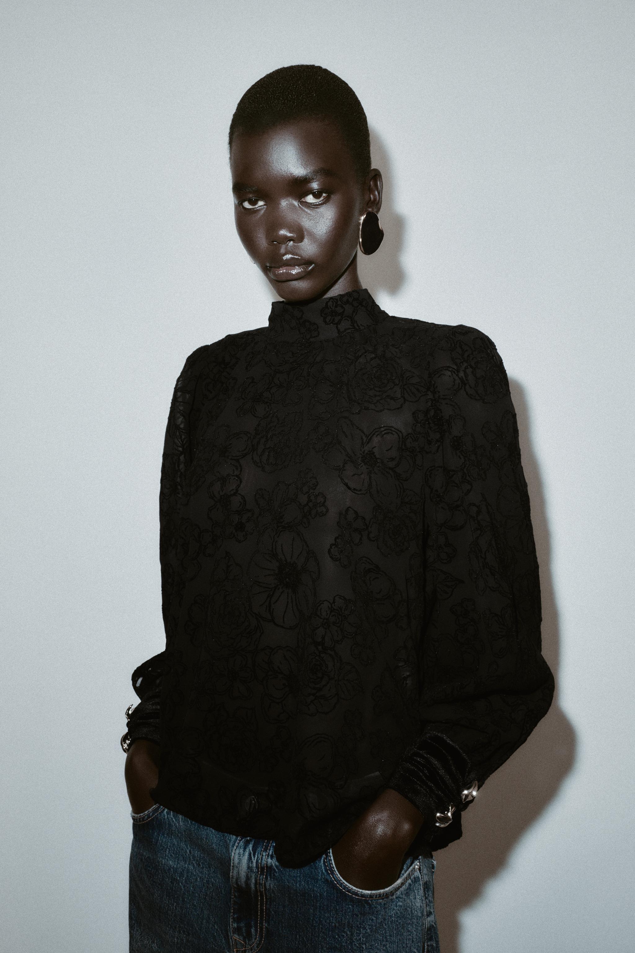 BOW SEMI-SHEER VELVET BLOUSE